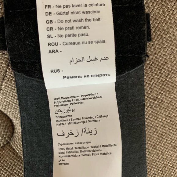 Beautiful 🤩 Xanaka Studded Belt - Picture 9 of 11